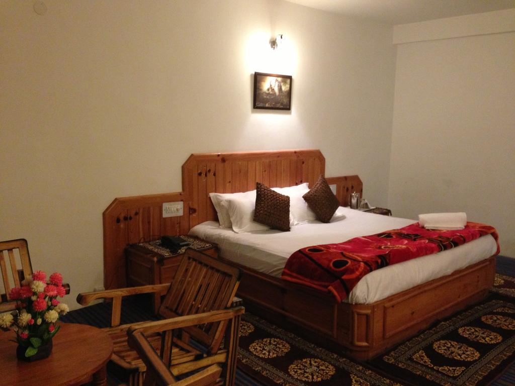 Akash Hills Hotel Manali  Luaran gambar