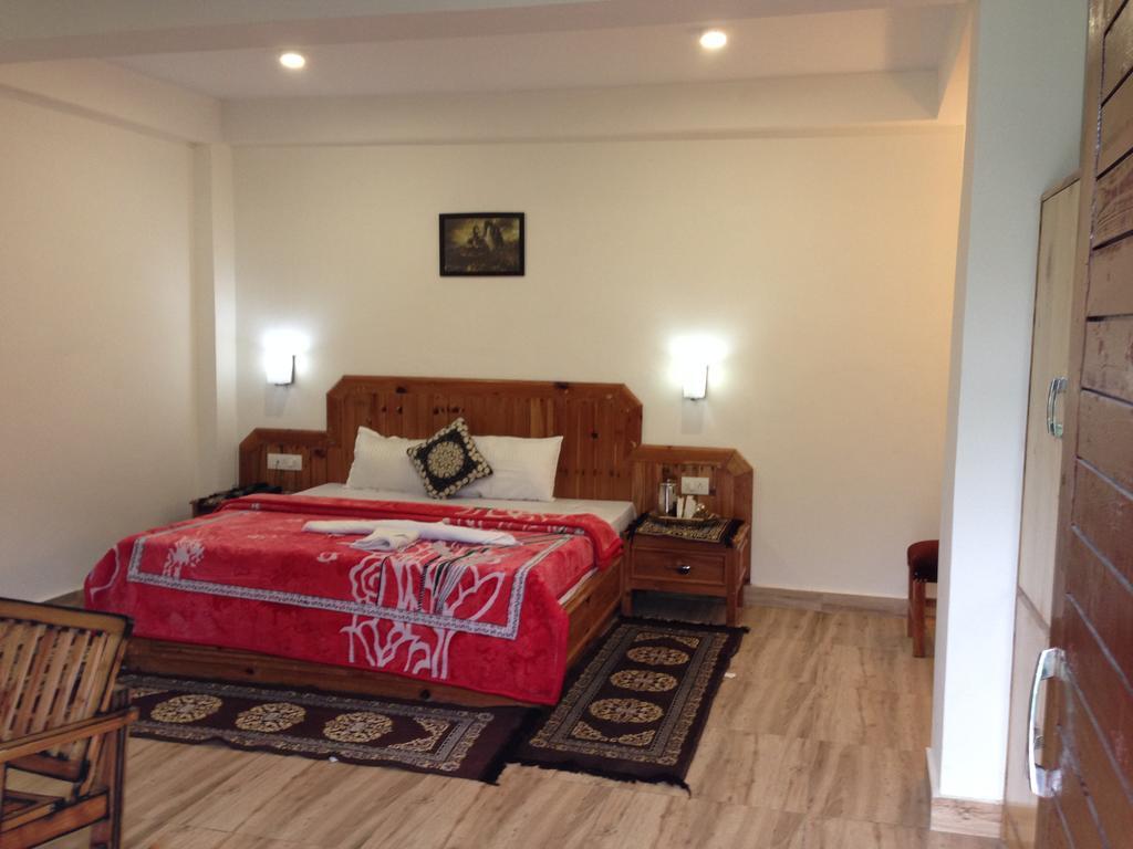 Akash Hills Hotel Manali  Luaran gambar